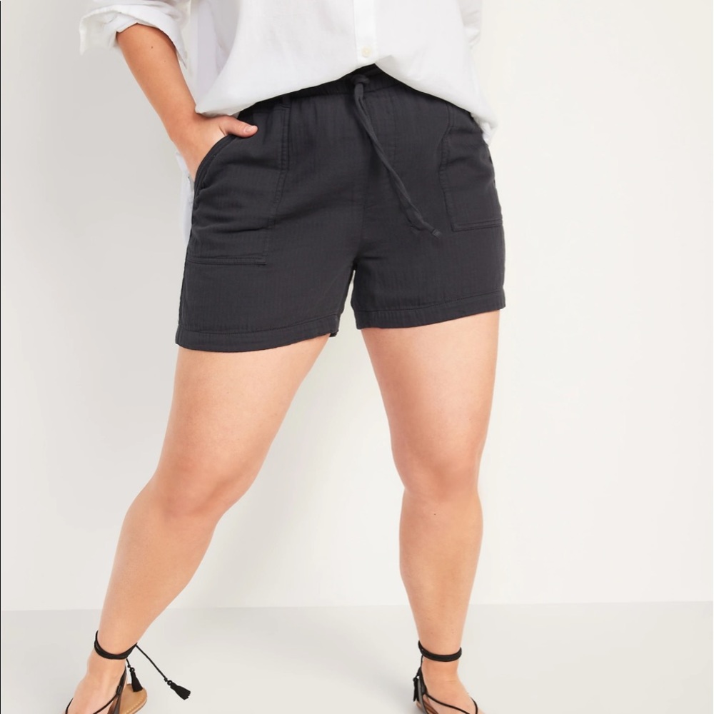 Old Navy high wasted Twill shorts